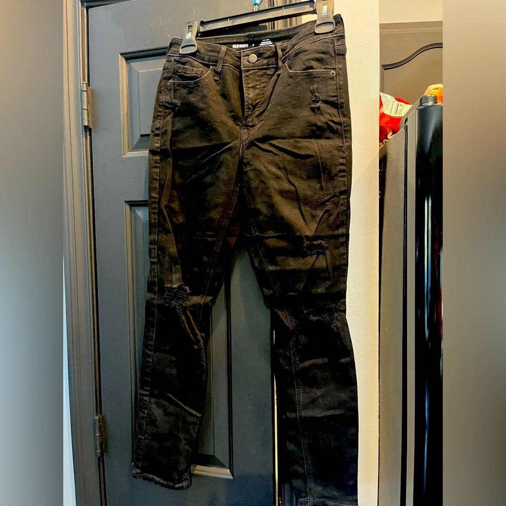 Black old navy rockstar super skinny pants